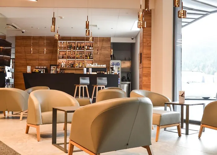 Panorama Ski, Bike, & Restaurant - Czarna Gora *